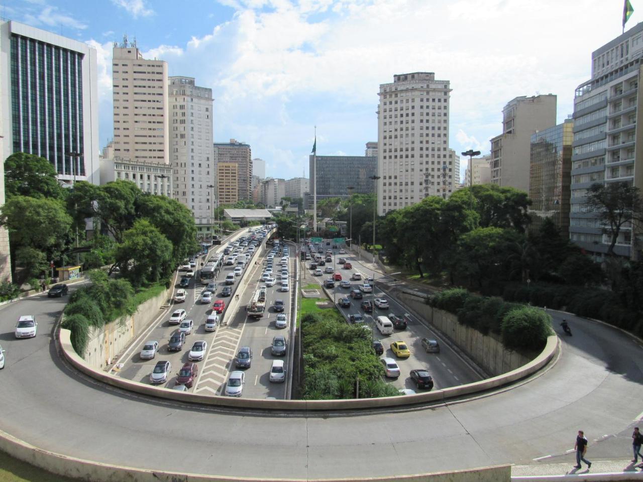 Hotel Ideal Fliper Com Estacionamento Gratis Para Carro Pequeno Altura Padrao "Internet Fibra" Sao Paulo Exterior photo
